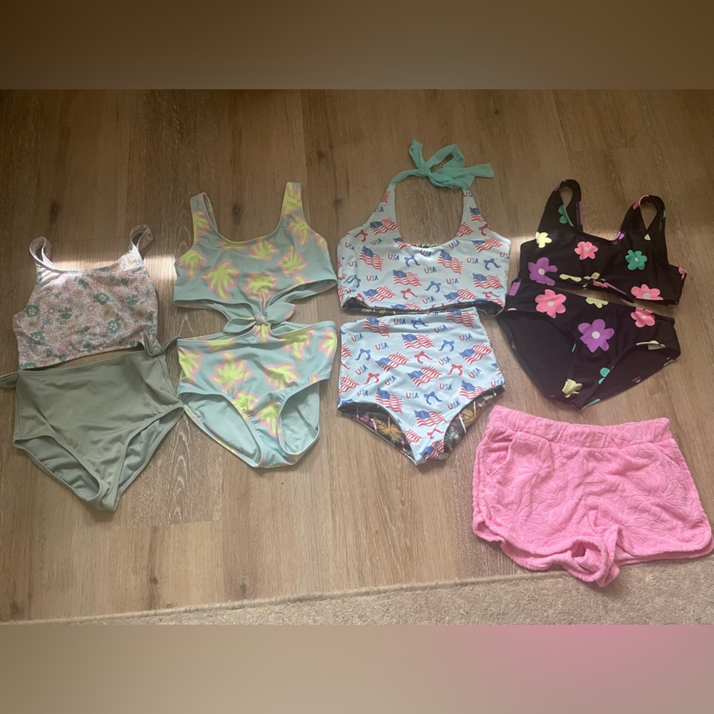 Lots of girl Swimsuits!